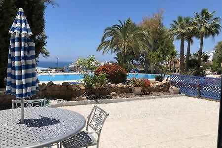 Kings Palace - Superb 2 Bed Ground Floor Apartment Paphos Eksteriør bilde