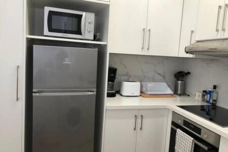 Kings Palace - Superb 2 Bed Ground Floor Apartment Paphos Eksteriør bilde